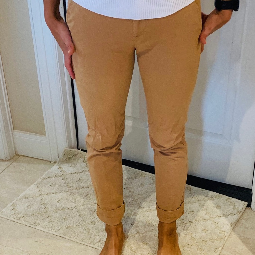 Khaki chino